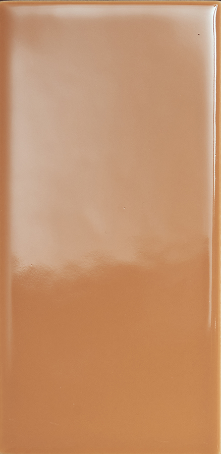 Mou Caramel Glossy
