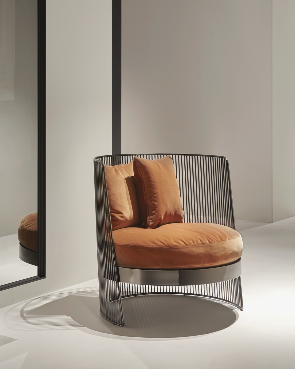 Armchairs / official image