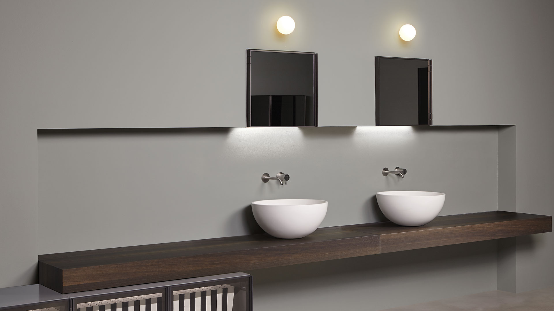 Bespoke mirrors