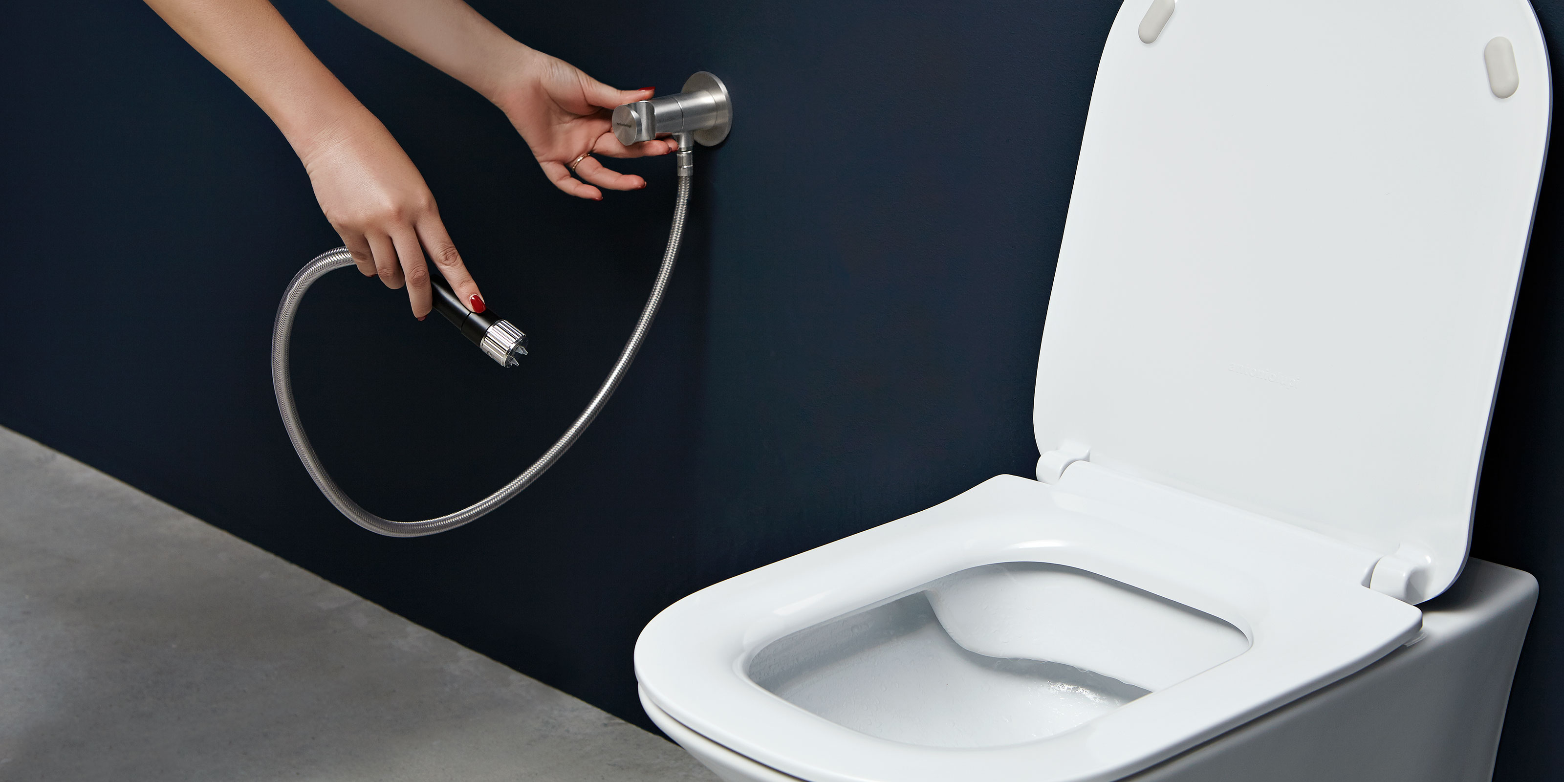 Sanitary Ware + Accessories / official image