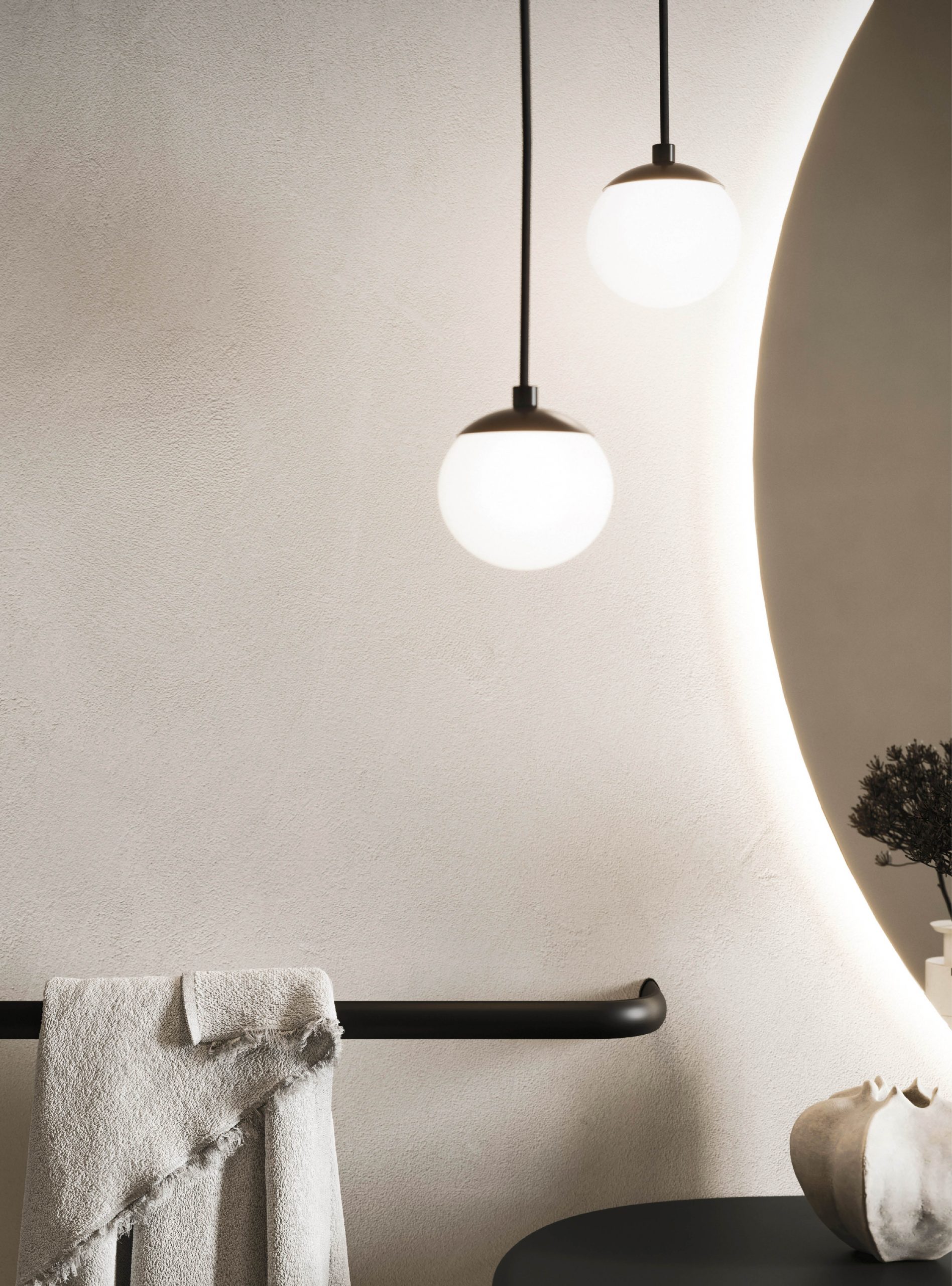 Hanging spotlights / official gallery