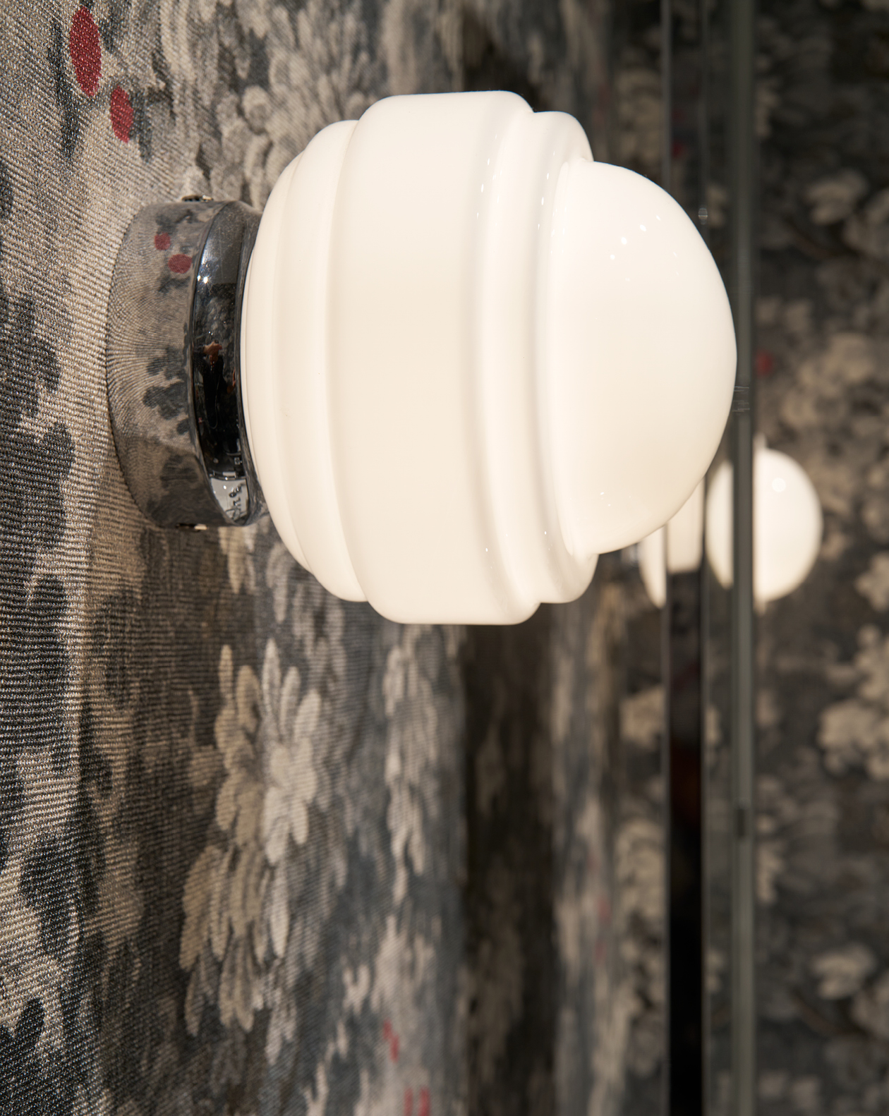 Allure Ceiling and Wall lamp