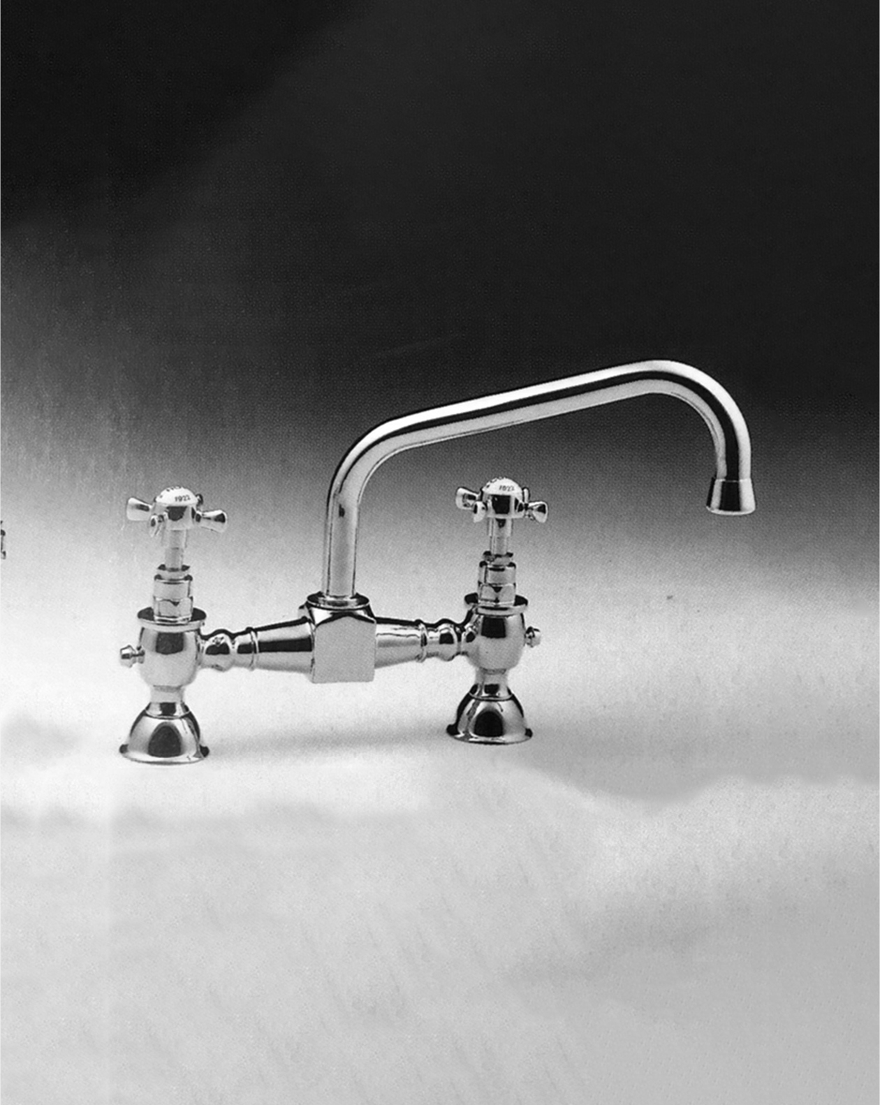 Antique basin set