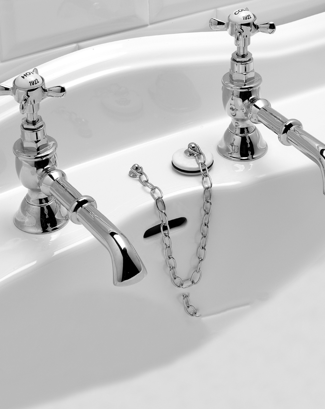 Antique basin set