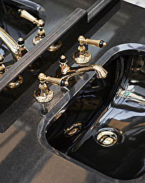 Black Diamond 3 hole basin set