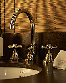 City 3 hole basin set