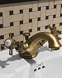 Coventry 1 hole basin set