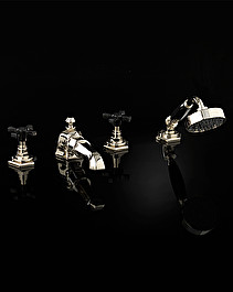 Jubilee Black Cross bath set