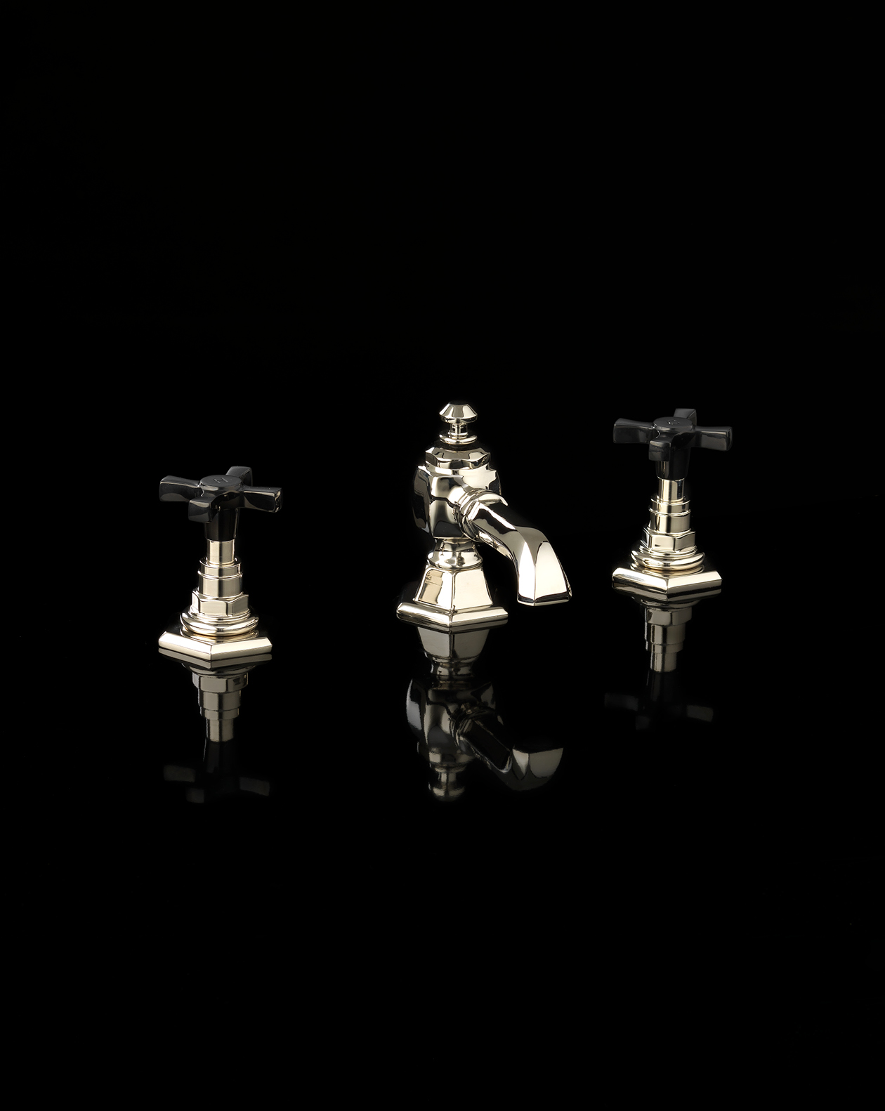 Jubilee Black Cross bidet set