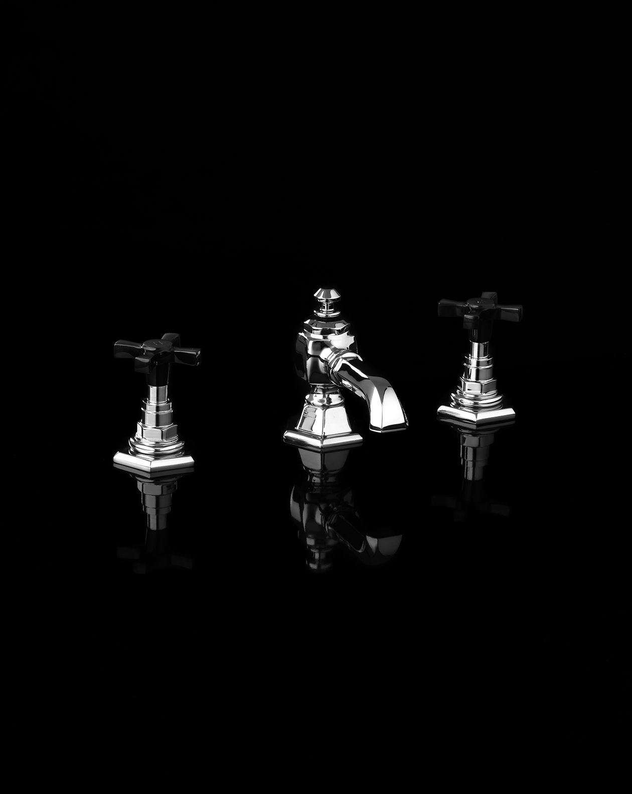 Jubilee Black Cross bidet set
