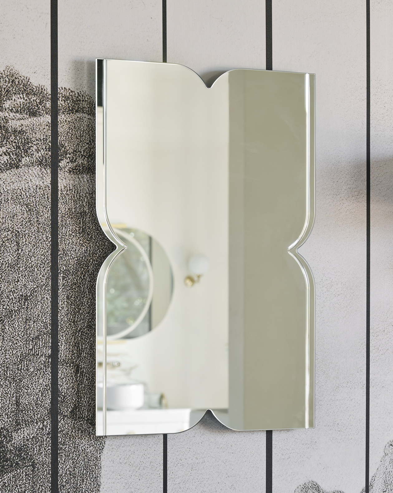 Papillon Mirror