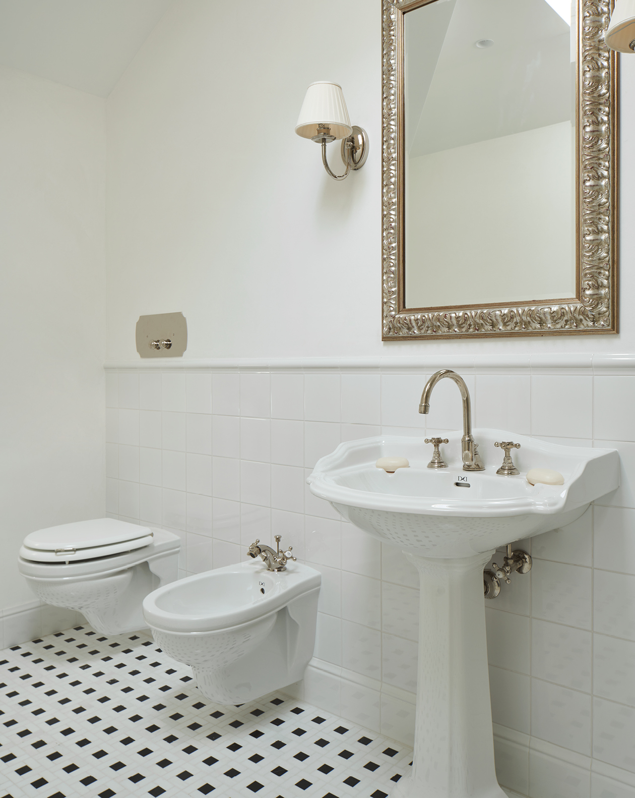 Simply Plain Ceramic wall covering
