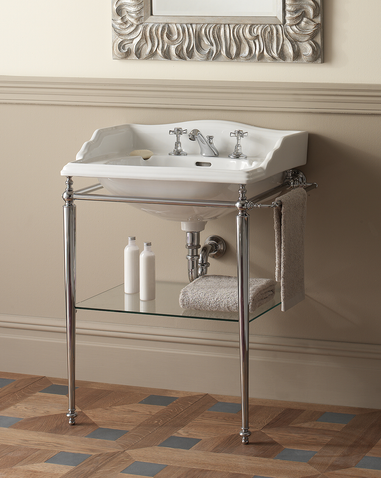 Tiffany Console