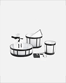 Vanity accessory set
