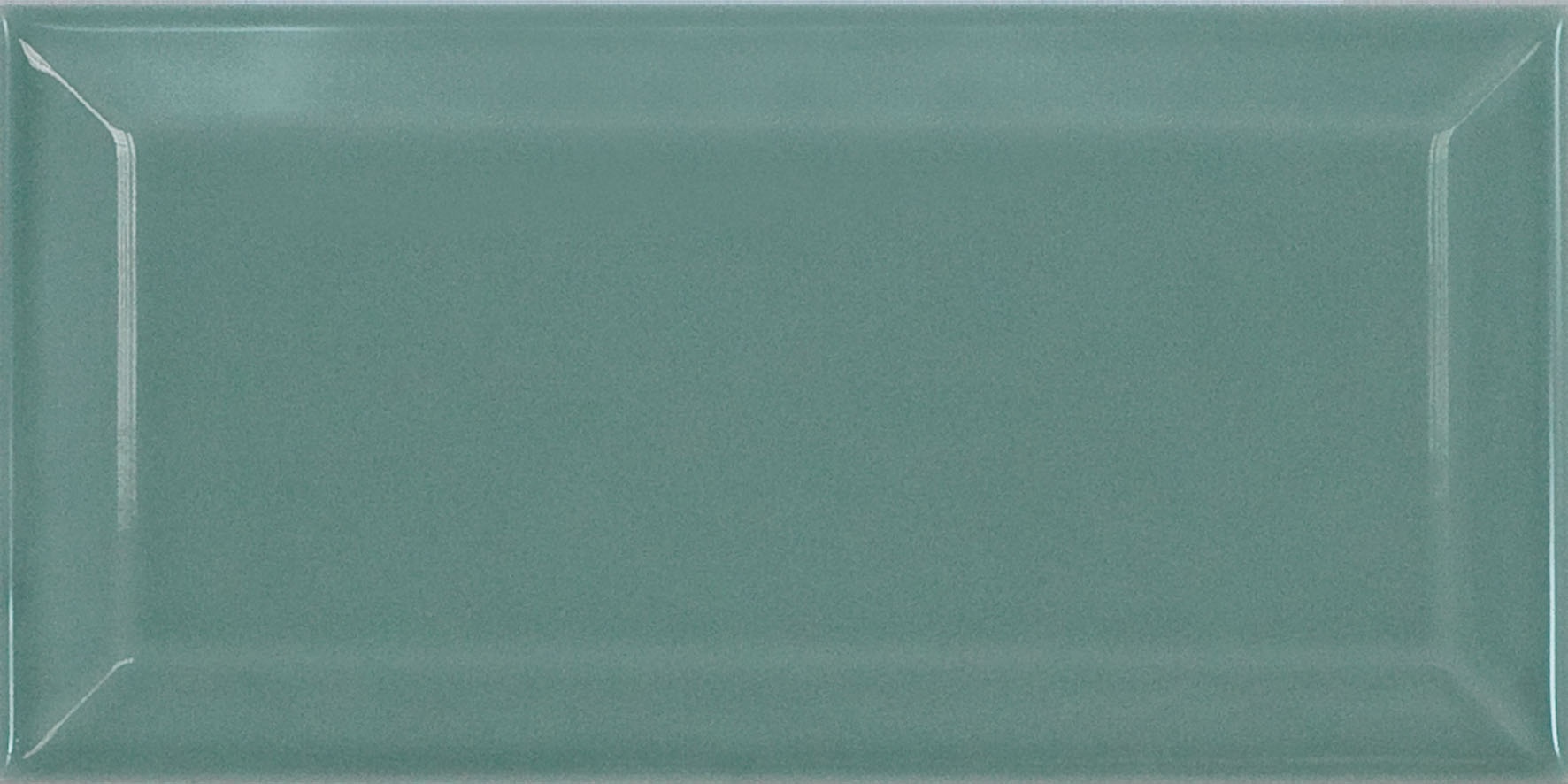 Metro Jade