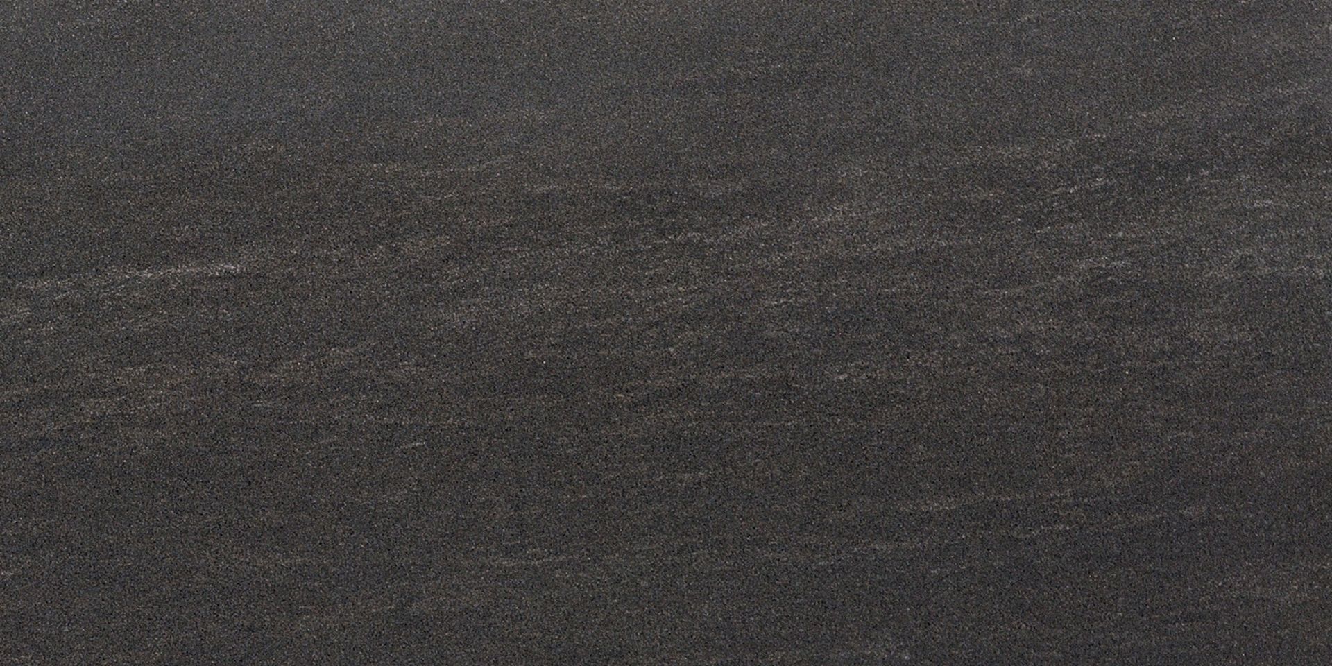 Strutturato Black