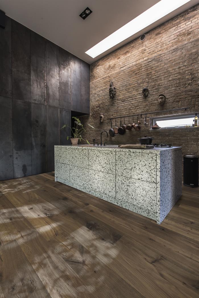 OAK OMBRA